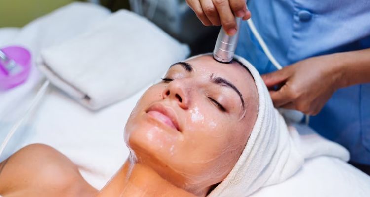 Medifacials Treatment in Borivali at Skinzone Clinics